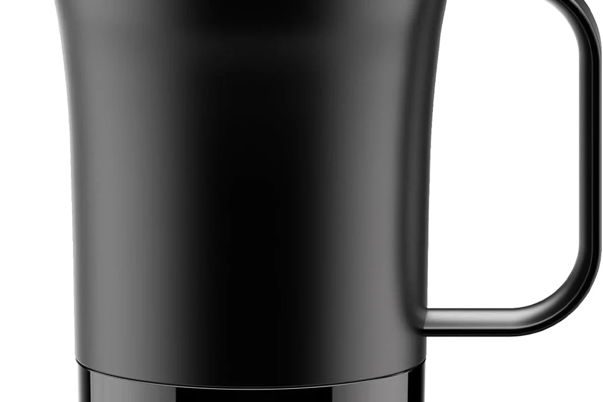 Coffee mugs of ceramic, glass, and insulated steel showing how they keep drinks hot