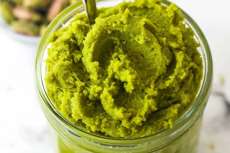 How to Make Pistachio Paste at Home Easily