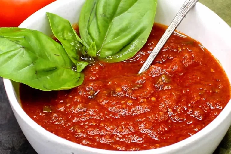 How to Make Tomato Sauce from Tomato Paste Fast and Easy